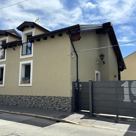 B&B Il Quadrato 19 内维亚诺 外观 照片